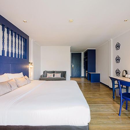 Bhukitta Boutique Hotel Phuket Town Exteriör bild