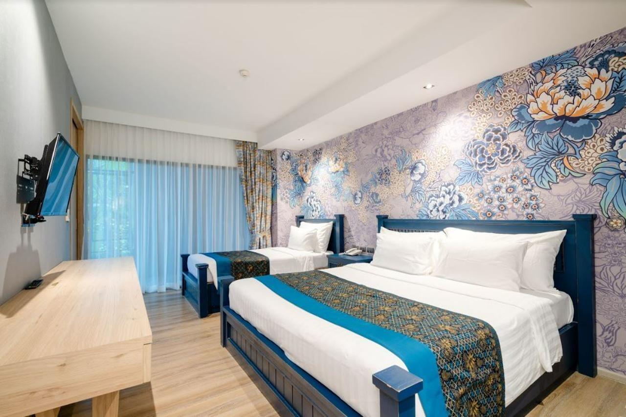 Bhukitta Boutique Hotel Phuket Town Exteriör bild