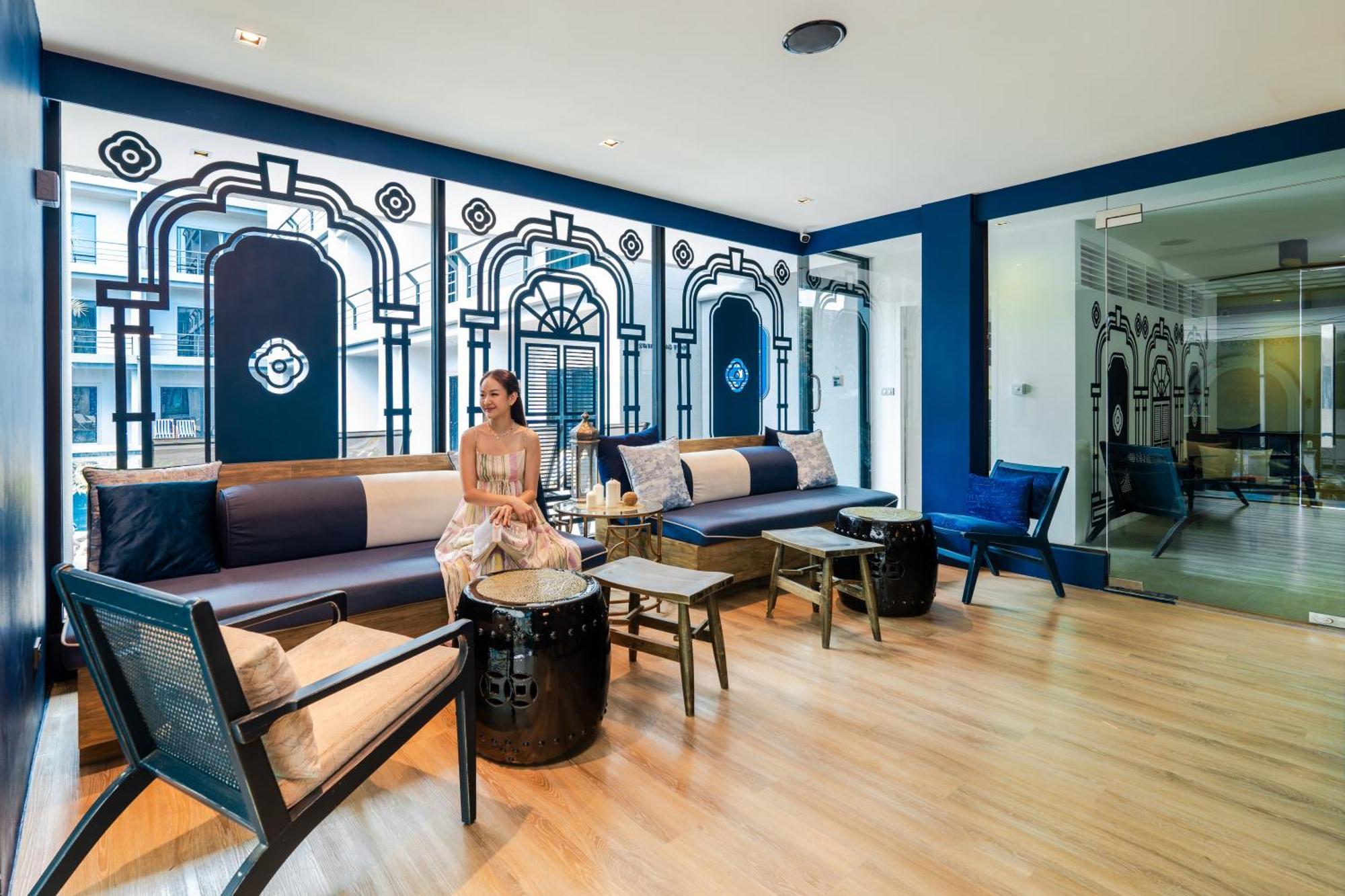 Bhukitta Boutique Hotel Phuket Town Exteriör bild