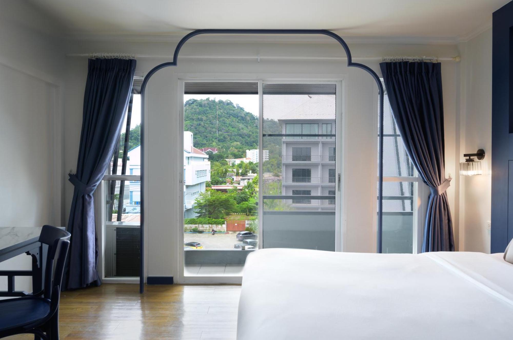 Bhukitta Boutique Hotel Phuket Town Exteriör bild