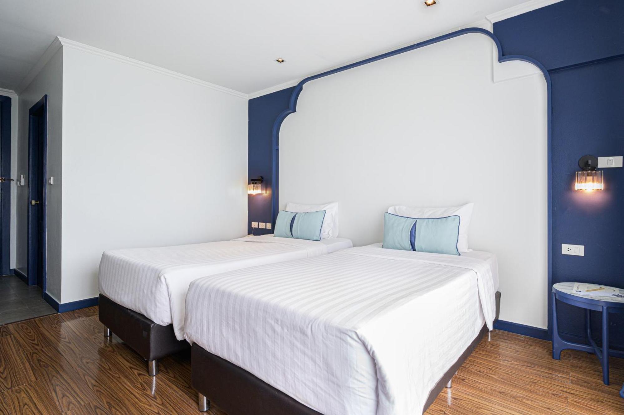 Bhukitta Boutique Hotel Phuket Town Rum bild